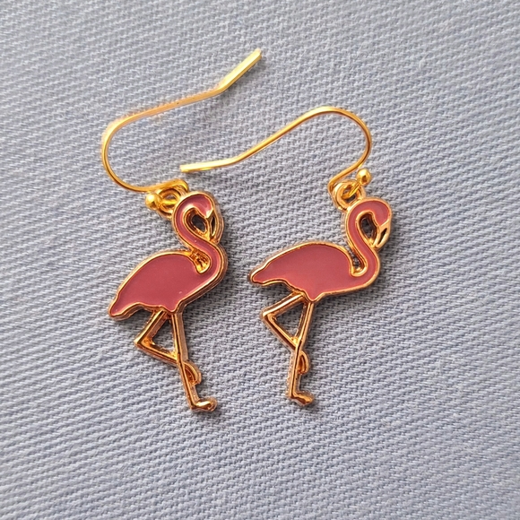 Lot of 6 Pairs of Earrings - Picture 2 of 7